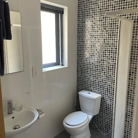Waters Edge Apartman *